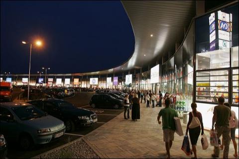 Bruck an der Leitha, Fachmarktcenter